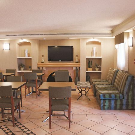 Baymont By Wyndham Houston La Porte Esterno foto
