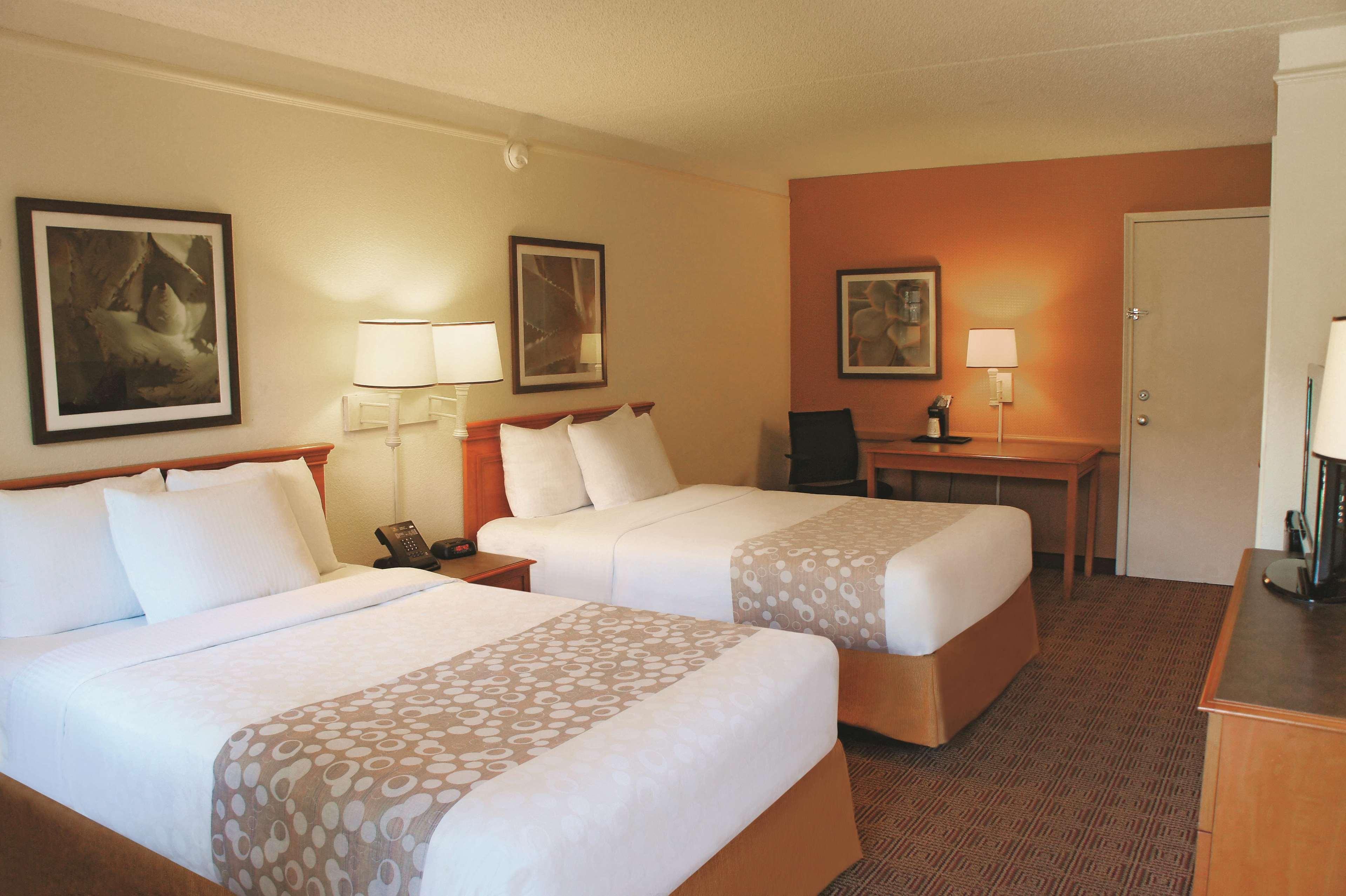 Baymont By Wyndham Houston La Porte Esterno foto